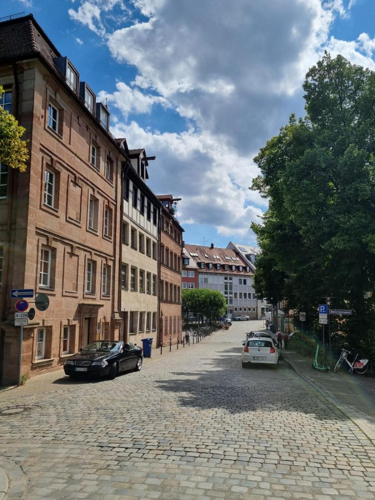 Altbau Charme In Der Nuernberger Innenstadt Exterior photo